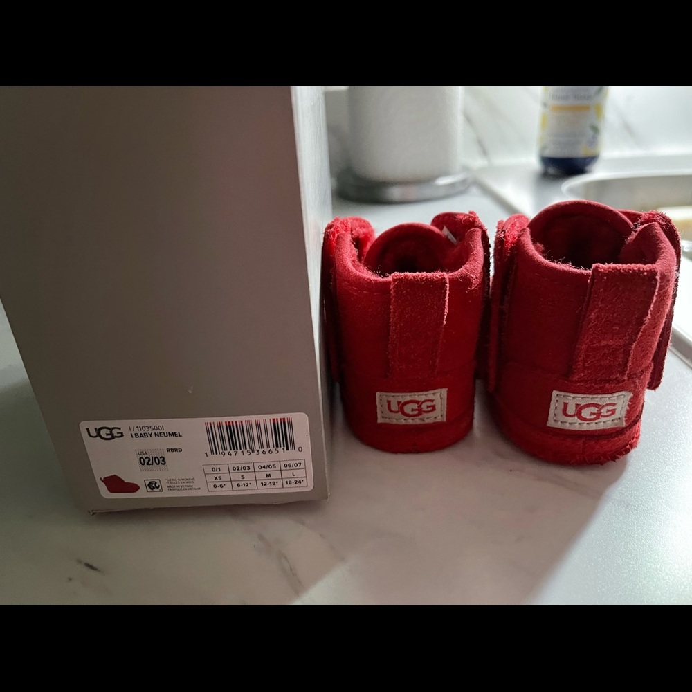 UGG neumel boots